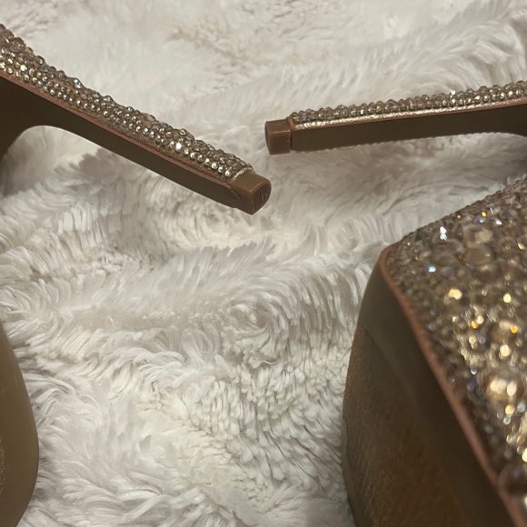 Steve Madden Gold Embellished Women's Ankle Boot - Picture 10 of 12